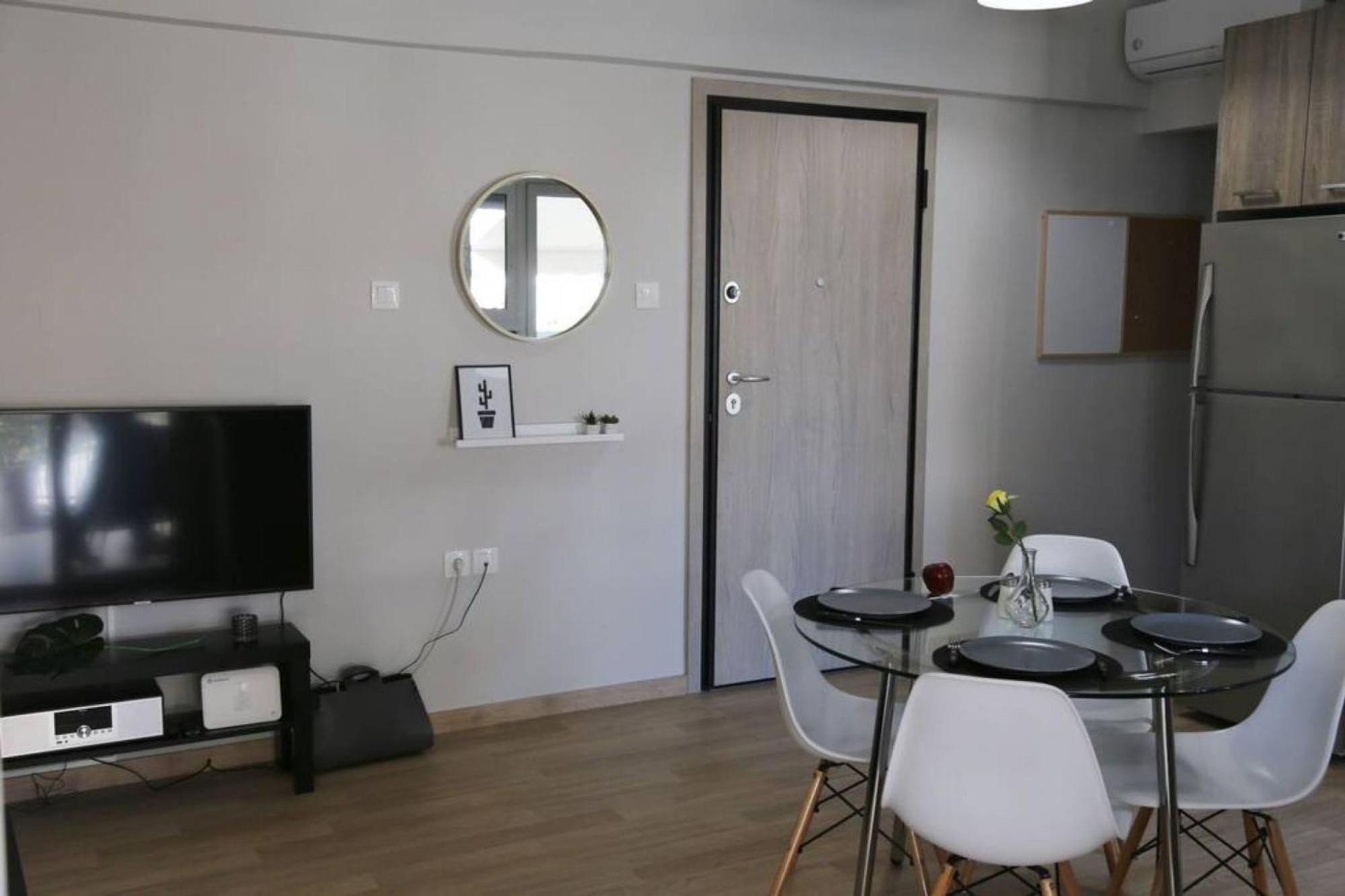 Апартаменты Penthouse Lux Flat With 2 Bd Next To Larissis Афины Экстерьер фото