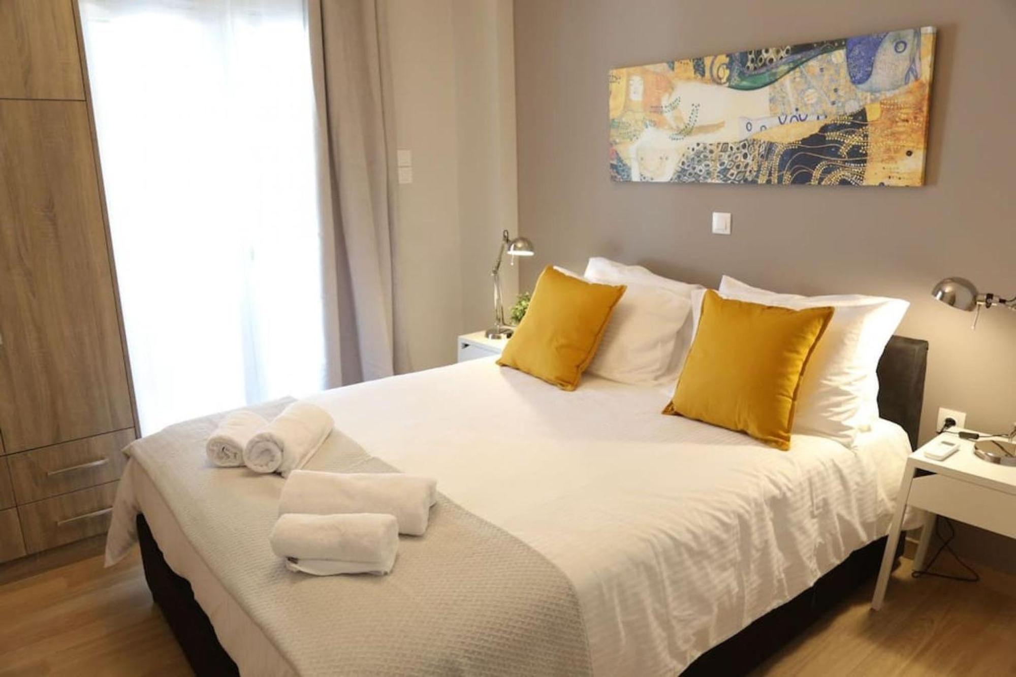 Апартаменты Penthouse Lux Flat With 2 Bd Next To Larissis Афины Экстерьер фото
